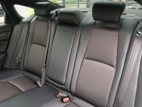 Used 2022 Honda Accord Sport image 15