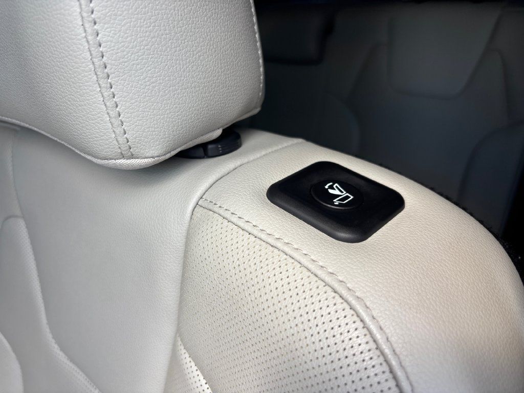 Used 2022 Kia Telluride SX FWD image 46