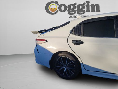 Used 2024 Toyota Camry SE image 13