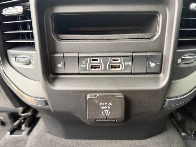 Used 2019 RAM 1500 Limited w/ Advanced Safety Group AWD/4WD image 21