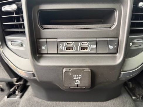 Used 2019 RAM 1500 Limited w/ Advanced Safety Group AWD/4WD image 21