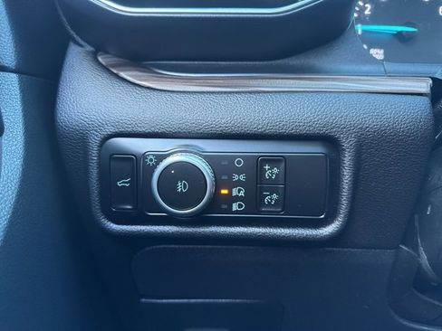 Used 2023 Ford Explorer Limited w/ Limited Technology Package image 14