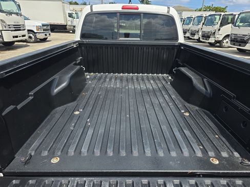Used 2023 Toyota Tacoma SR RWD image 11