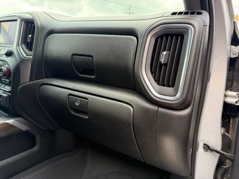 Used 2020 Chevrolet Silverado 1500 LT Trail Boss AWD/4WD image 13