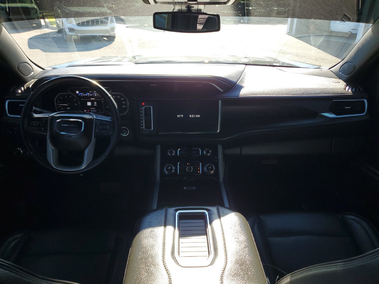 Used 2021 GMC Yukon Denali RWD image 11