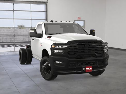 New 2025 RAM 3500 Tradesman image 6