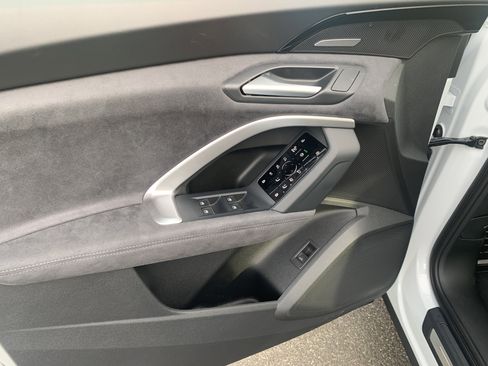 New 2025 Audi SQ5 Premium Plus image 8