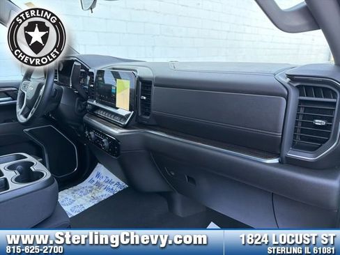 Used 2024 Chevrolet Silverado 1500 LT image 11