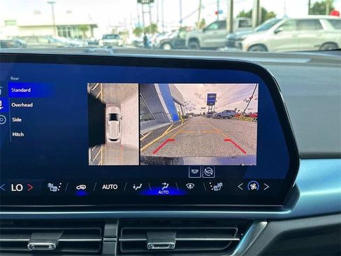 New 2025 Chevrolet Equinox EV LT w/ LPO, All-Weather Mat Package image 20