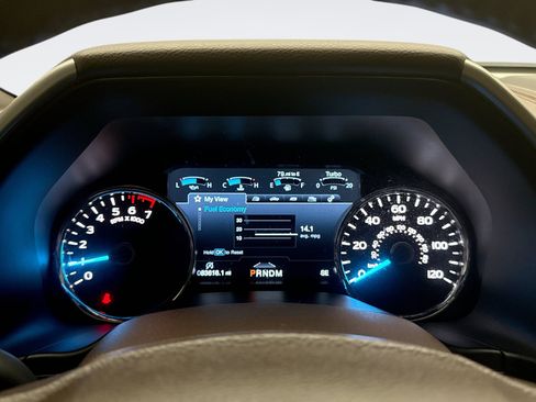 Used 2019 Ford F150 King Ranch w/ Equipment Group 601A Luxury AWD/4WD image 13