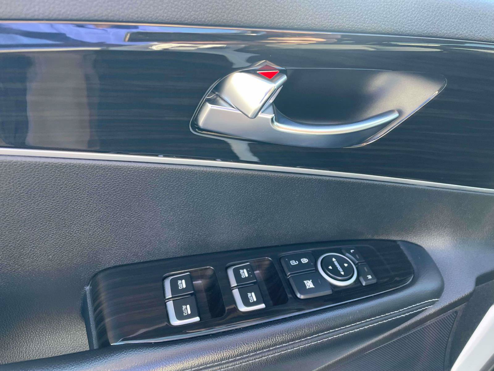 Used 2019 Kia Sorento AWD V6 image 10