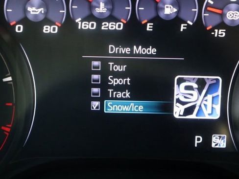 Used 2019 Chevrolet Camaro ZL1 image 25