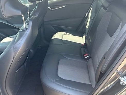 Used 2024 Kia Niro Wind FWD image 13