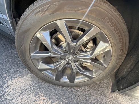 Used 2023 Acura MDX A-Spec image 15