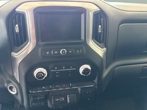 Used 2023 GMC Sierra 1500 Pro w/ Pro Value Package AWD/4WD image 12