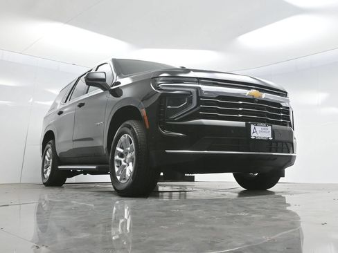 Used 2025 Chevrolet Tahoe LT AWD/4WD image 60