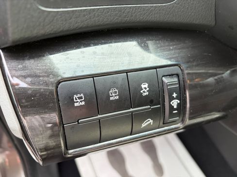 Used 2013 Kia Sorento LX FWD image 11
