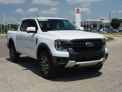 Used 2025 Ford Ranger Lariat w/ Advanced Towing Package AWD/4WD image 2