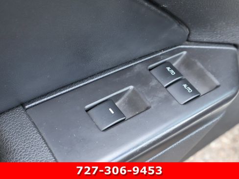 Used 2012 Ford Mustang Convertible image 12