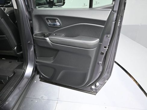 Used 2022 Honda Ridgeline RTL-E image 9