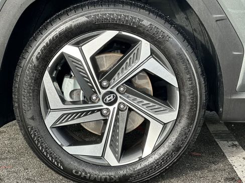 Used 2023 Hyundai Tucson Limited image 33