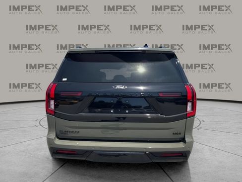 Used 2025 Ford Expedition Max Platinum w/ Stealth Appearance Package AWD/4WD image 4