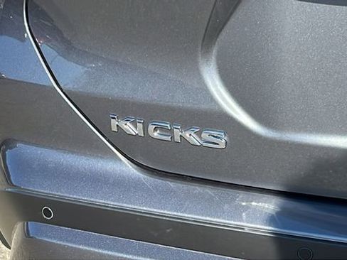 New 2025 Nissan Kicks Play S image 11