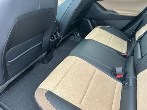 Used 2026 Chevrolet Equinox ACTIV AWD/4WD image 13