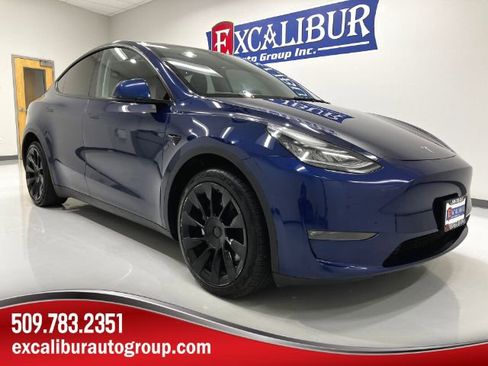 Used 2021 Tesla Model Y Long Range image 1