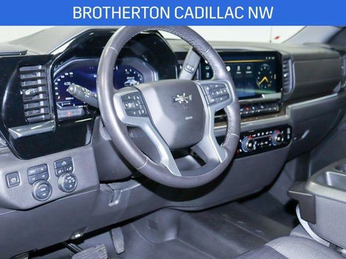 Used 2022 Chevrolet Silverado 1500 LT Trail Boss w/ Protection Package image 17