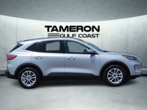 Used 2020 Ford Escape SE image 8