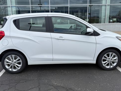 Used 2021 Chevrolet Spark LT image 2