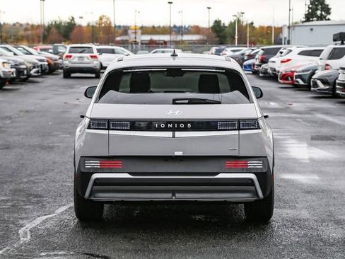 New 2026 Hyundai Ioniq 5 SE image 8