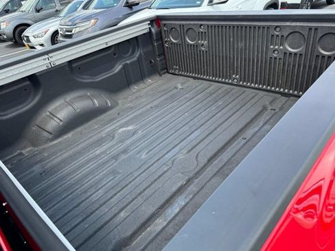 Used 2023 Nissan Titan PRO-4X w/ Pro-4x Convenience Package AWD/4WD image 7