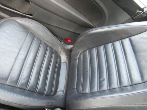 Used 2012 Volkswagen Beetle Turbo FWD image 19