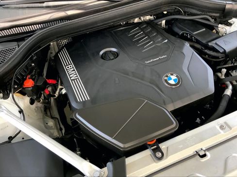 Used 2024 BMW X3 xDrive30i w/ Premium Package AWD/4WD image 31