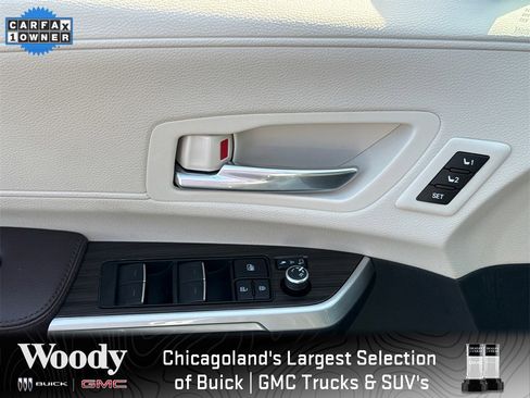 Used 2023 Toyota Sienna Platinum image 14