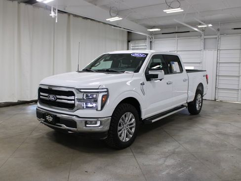 Used 2024 Ford F150 Lariat w/ Tow/Haul Package image 4