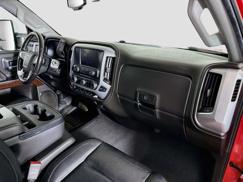 Used 2019 GMC Sierra 2500 SLT AWD/4WD image 26