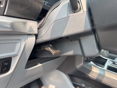 New 2025 Ford F150 Lariat w/ Equipment Group 502A High image 24