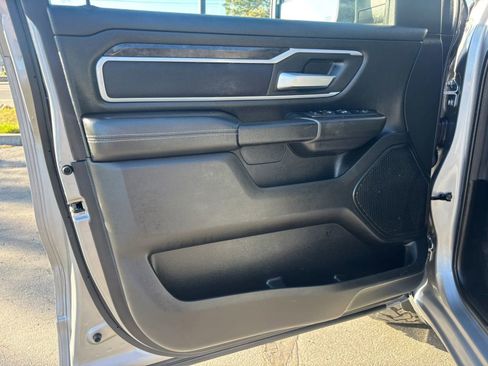 Used 2023 RAM 1500 Big Horn AWD/4WD image 9