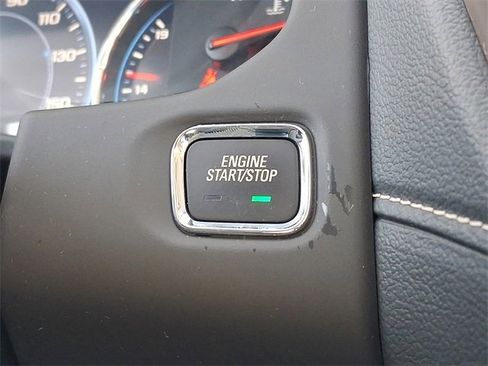 Used 2023 GMC Acadia Denali w/ Denali Ultimate Package image 25