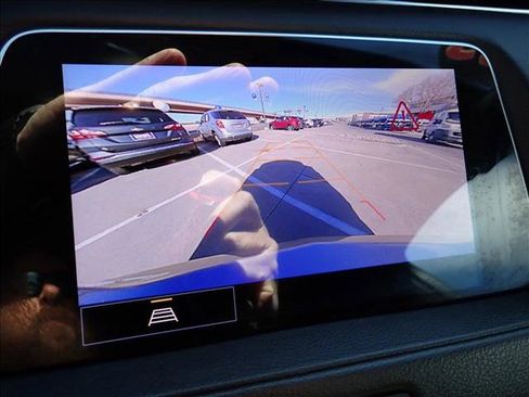 Used 2023 Cadillac XT4 Premium Luxury image 23