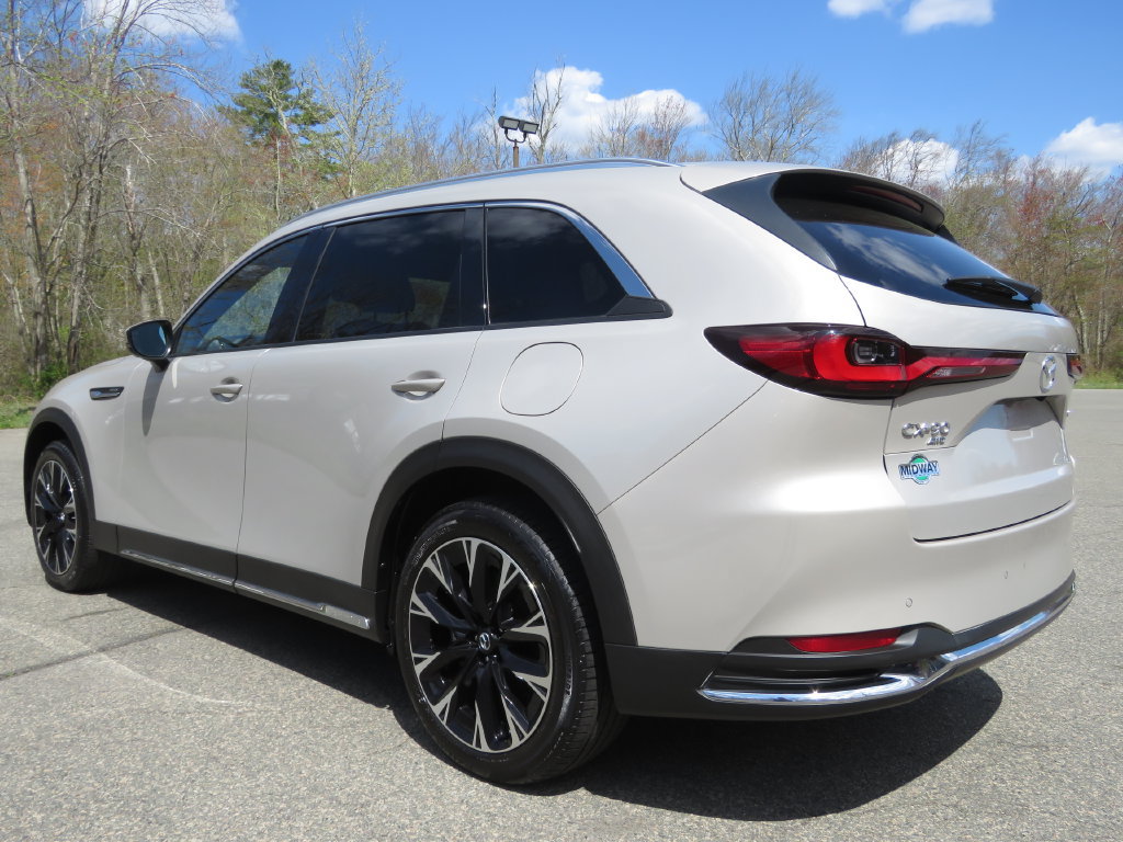 Used 2024 MAZDA CX-90 Plug-In Hybrid w/ Premium Plus AWD/4WD image 7