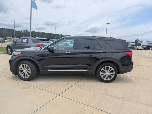 Used 2023 Ford Explorer Limited w/ Equipment Group 301A image 5