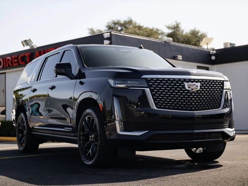 Used 2021 Cadillac Escalade ESV Premium Luxury w/ Driver Assist Tech Package AWD/4WD image 1