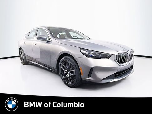 New 2026 BMW 530i xDrive w/ Premium Package AWD/4WD image 1
