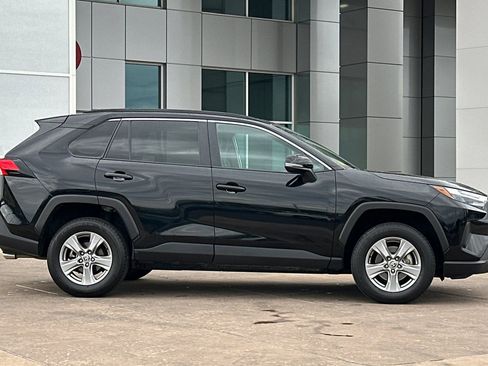 Used 2024 Toyota RAV4 XLE image 3