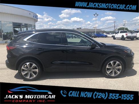 Used 2023 Ford Escape Platinum image 11