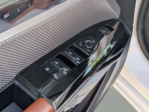 Used 2023 BMW 740i RWD image 16